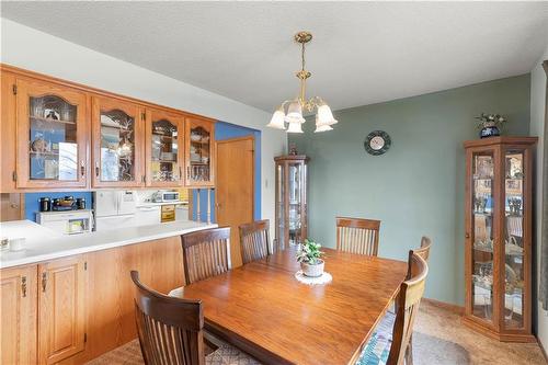 865 London Street, Winnipeg, MB - Indoor Photo Showing Dining Room