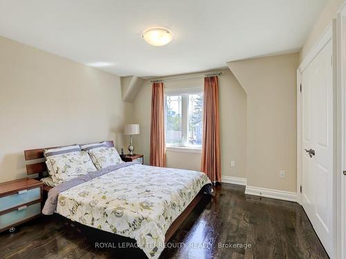 222 Horsham Ave, Toronto, ON - Indoor Photo Showing Bedroom