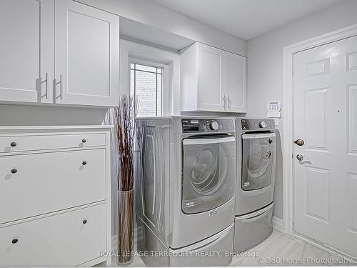 2778 Termini Terr, Mississauga, ON - Indoor Photo Showing Laundry Room