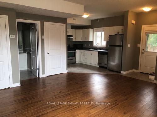 654 St David St N, Centre Wellington, ON - Indoor Photo Showing Kitchen With Double Sink