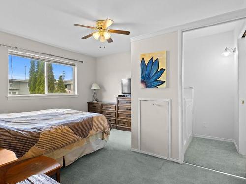 262 Willow Street, Kamloops, BC - Indoor Photo Showing Bedroom