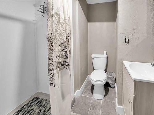 5028 Montrose St, Port Alberni, BC - Indoor Photo Showing Bathroom