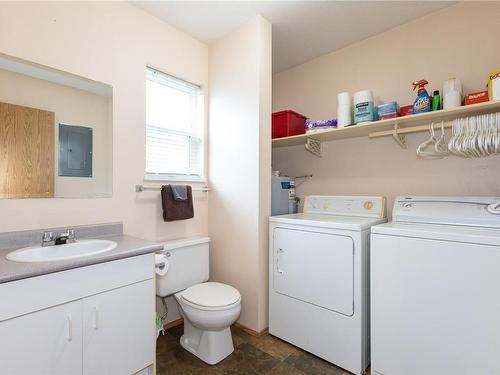 5-555 Rockland Rd, Campbell River, BC - Indoor Photo Showing Bathroom