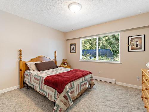 100 Ranchview Rd, Nanaimo, BC - Indoor Photo Showing Bedroom