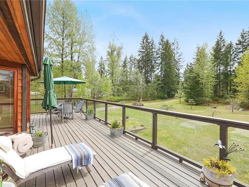 3494 Macaulay Rd, Black Creek, BC - Outdoor With Exterior