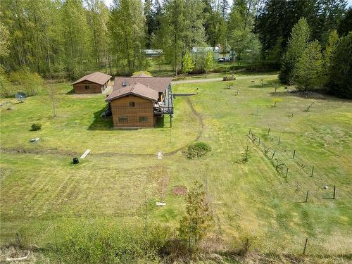 3494 Macaulay Rd, Black Creek, BC - Outdoor