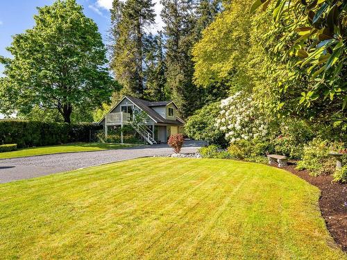 2327 Comox Ave, Comox, BC - Outdoor