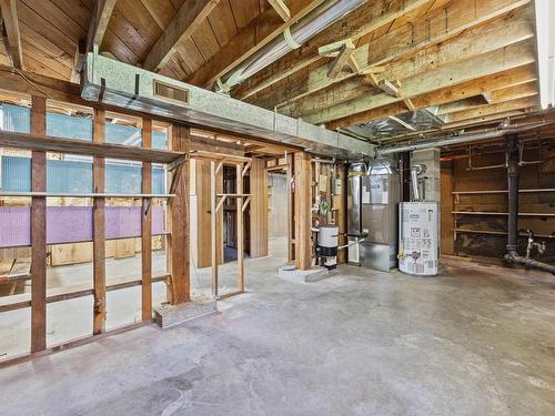 1623 Birch Ave, Comox, BC - Indoor Photo Showing Basement