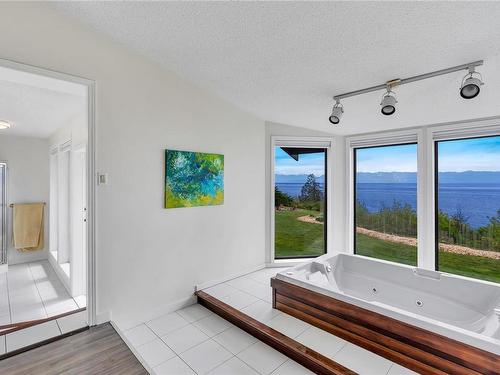 9227 Invermuir Rd, Sooke, BC - Indoor Photo Showing Other Room