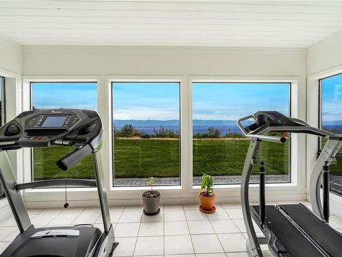 9227 Invermuir Rd, Sooke, BC - Indoor Photo Showing Gym Room