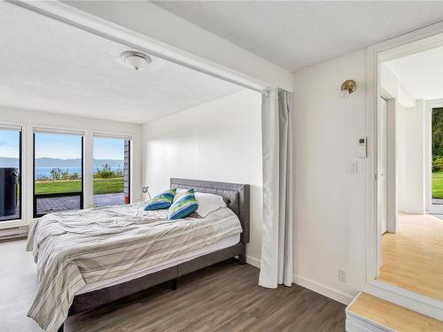 9227 Invermuir Rd, Sooke, BC - Indoor Photo Showing Bedroom