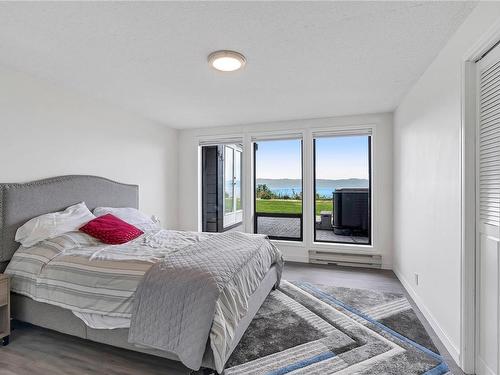 9227 Invermuir Rd, Sooke, BC - Indoor Photo Showing Bedroom