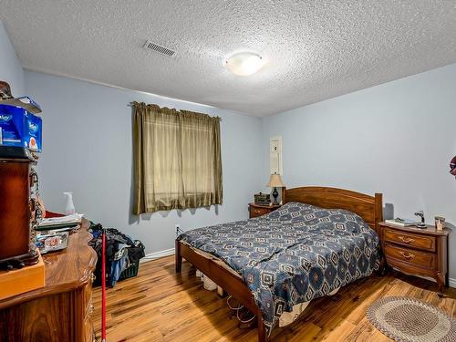 2188 Noel Ave, Comox, BC - Indoor Photo Showing Bedroom