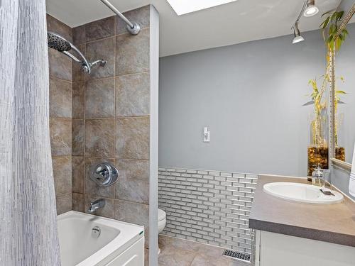 3356 Wellsmith Cres, Colwood, BC - Indoor Photo Showing Bathroom