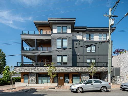 103-9710 Fourth St, Sidney, BC - Outdoor With Facade
