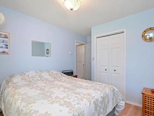 1830 Meadowlark Cres, Nanaimo, BC - Indoor Photo Showing Bedroom
