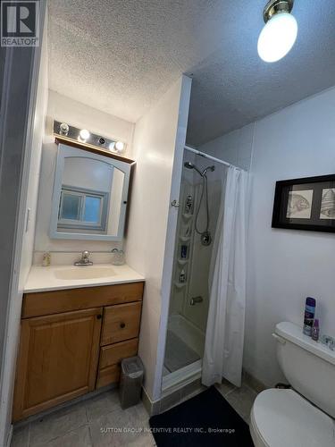 2388 25 Sideroad, Innisfil, ON - Indoor Photo Showing Bathroom