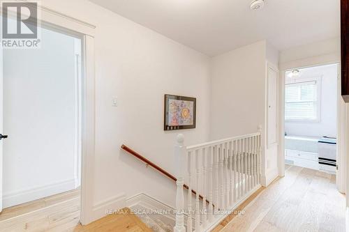 730 Grand View Avenue, Burlington, ON - Indoor Photo Showing Other Room
