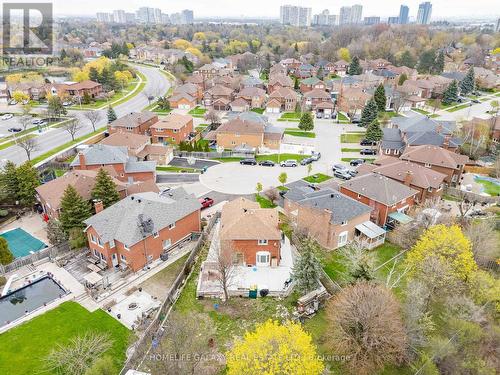 14 Large Court, Brampton, ON - Outdoor With View