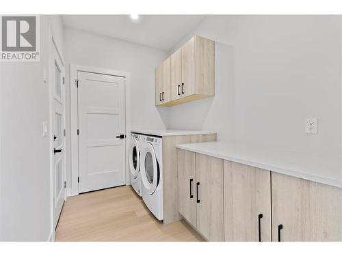 3770 Turnbull Road, West Kelowna, BC - Indoor Photo Showing Laundry Room