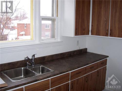 879 Kirkwood Avenue, Ottawa, ON - Indoor Photo Showing Kitchen With Double Sink