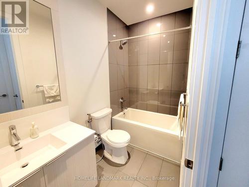 622 - 25 Adra Grado Way, Toronto, ON - Indoor Photo Showing Bathroom