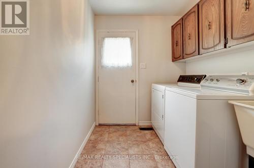 1172 Geran Crescent, Mississauga, ON - Indoor Photo Showing Laundry Room