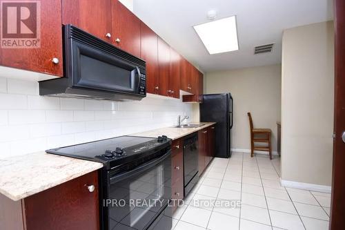 1004 - 1359 Rathburn Road, Mississauga (Rathwood), ON - Indoor Photo Showing Kitchen