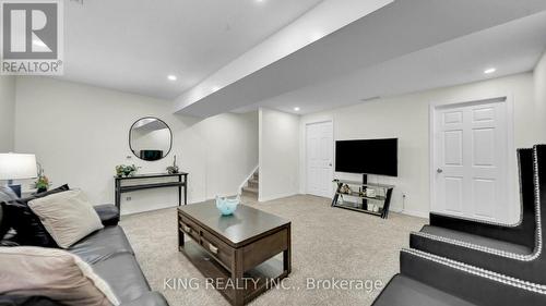 29 Sorrento Street, Kitchener, ON - Indoor Photo Showing Living Room