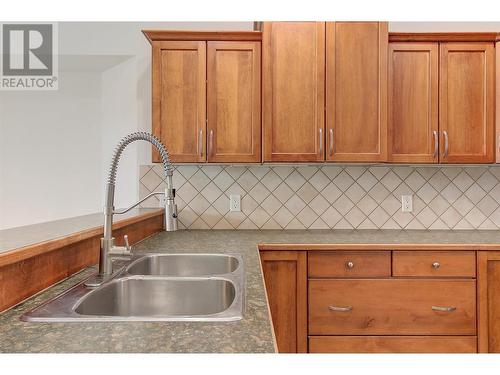 2524 Rhinestone Road, West Kelowna, BC - Indoor Photo Showing Kitchen With Double Sink