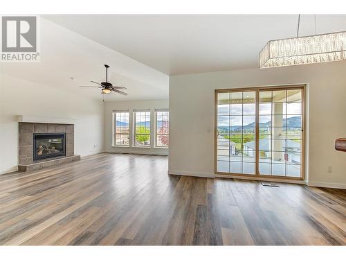 2524 Rhinestone Road, West Kelowna, BC - Indoor Photo Showing Living Room With Fireplace