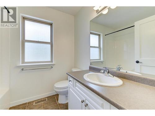 2524 Rhinestone Road, West Kelowna, BC - Indoor Photo Showing Bathroom
