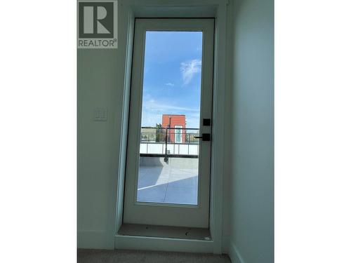 210 Kneller Road Unit# 9, Kelowna, BC -  Photo Showing Other Room