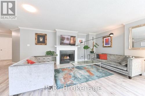 1402 - 280 Simcoe Street, Toronto, ON - Indoor Photo Showing Living Room With Fireplace