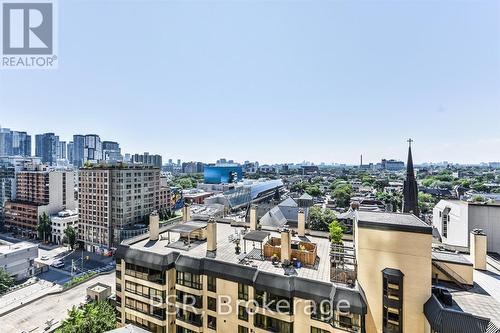 1402 - 280 Simcoe Street, Toronto, ON - Outdoor With View
