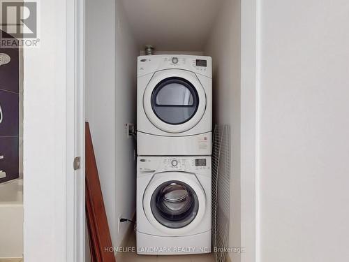 2307 - 2 Anndale Drive, Toronto, ON - Indoor Photo Showing Laundry Room