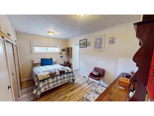 1075 King Street, Cranbrook, BC - Indoor Photo Showing Bedroom