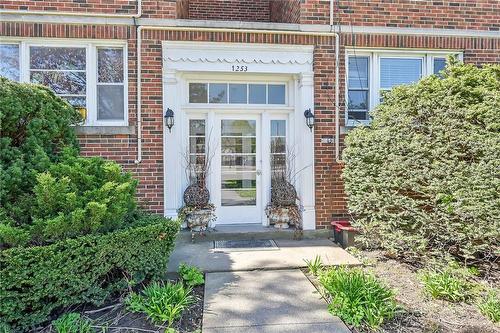 Welcoming Entry - 1253 Main Street W|Unit #6, Hamilton, ON - Outdoor