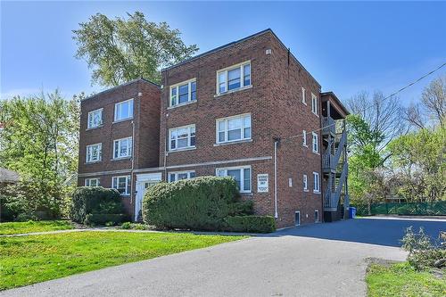 driveway to building - 1253 Main Street W|Unit #6, Hamilton, ON - Outdoor