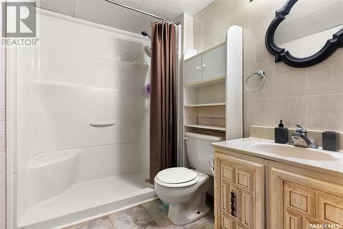78 Aitken Crescent, Regina, SK - Indoor Photo Showing Bathroom