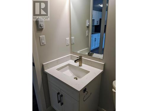 13620 Kelly Avenue Unit# 100 & 101, Summerland, BC - Indoor Photo Showing Bathroom
