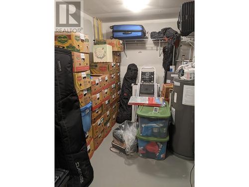 13620 Kelly Avenue Unit# 100 & 101, Summerland, BC - Indoor Photo Showing Garage