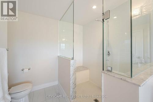 140 Robertson Road E, Hamilton, ON - Indoor Photo Showing Bathroom