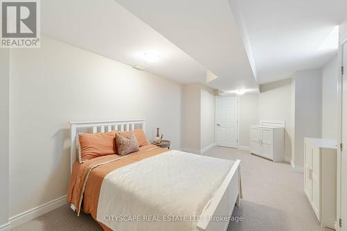 140 Robertson Road E, Hamilton, ON - Indoor Photo Showing Bedroom