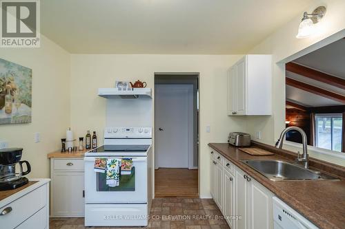 328 East Browns Road, Huntsville, ON - Indoor Photo Showing Kitchen