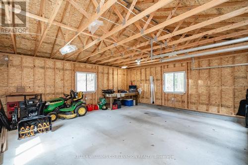 328 East Browns Road, Huntsville, ON - Indoor Photo Showing Garage
