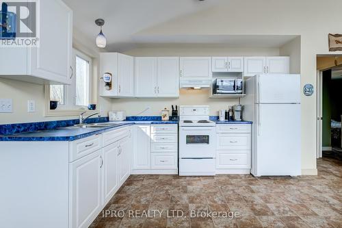 319 Fire Route 4, North Kawartha, ON - Indoor Photo Showing Kitchen