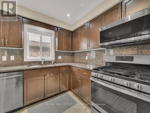 31 - 714 Willow Road, Guelph, ON - Indoor Photo Showing Kitchen With Stainless Steel Kitchen