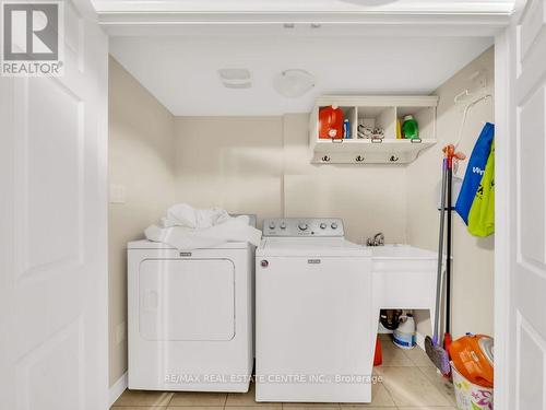 31 - 714 Willow Road, Guelph, ON - Indoor Photo Showing Laundry Room