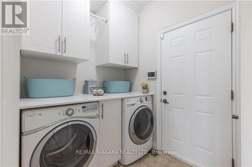 1 - 288 Main Street E, Grimsby, ON - Indoor Photo Showing Laundry Room
